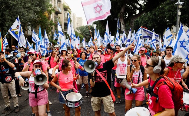 יום ההתנגדות בתל אביב (צילום: רויטרס)