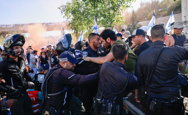 הפגנות בירושלים (צילום: חיים גולדברג, פלאש 90)