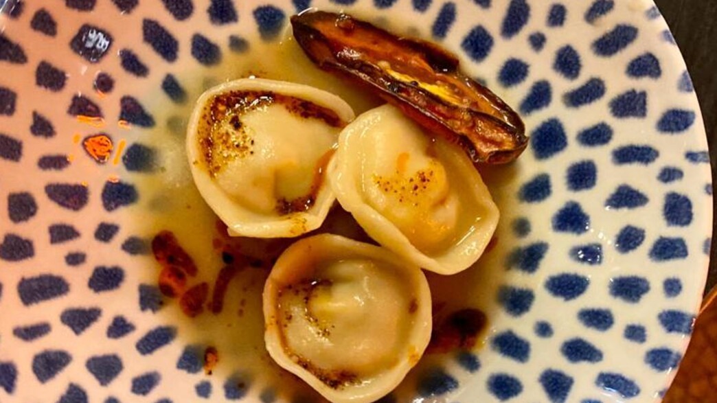 כיסונים במילוי מוסר ים. מסעדת מרגו