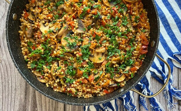 כוסמת ירוקה עם ירקות