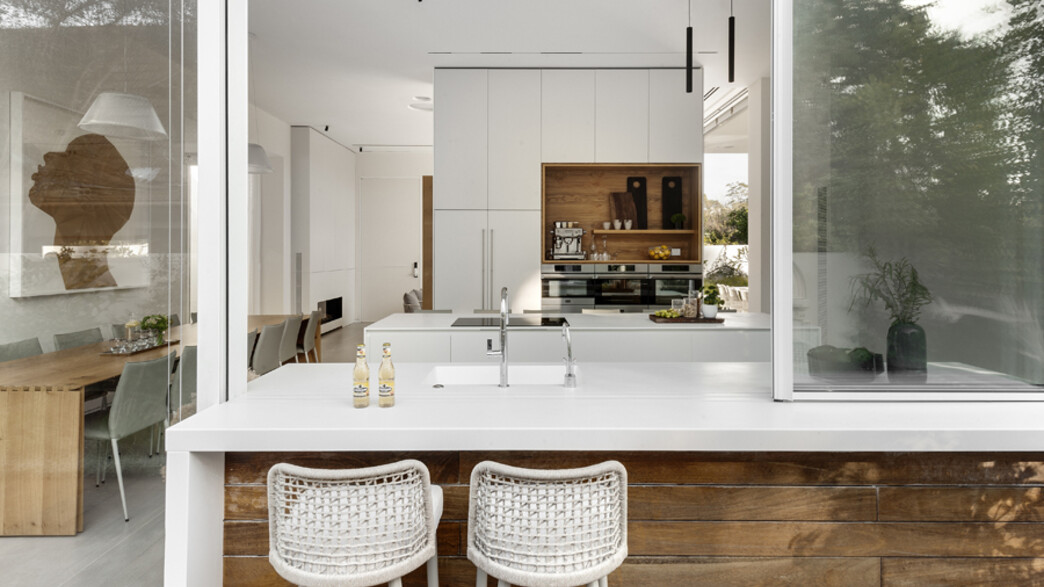 מטבח חוץ רויטל כלו אגוזי ומיכל שיש