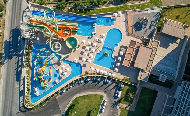 amada colossos resort five slide waterpark (צילום: louis hotels)