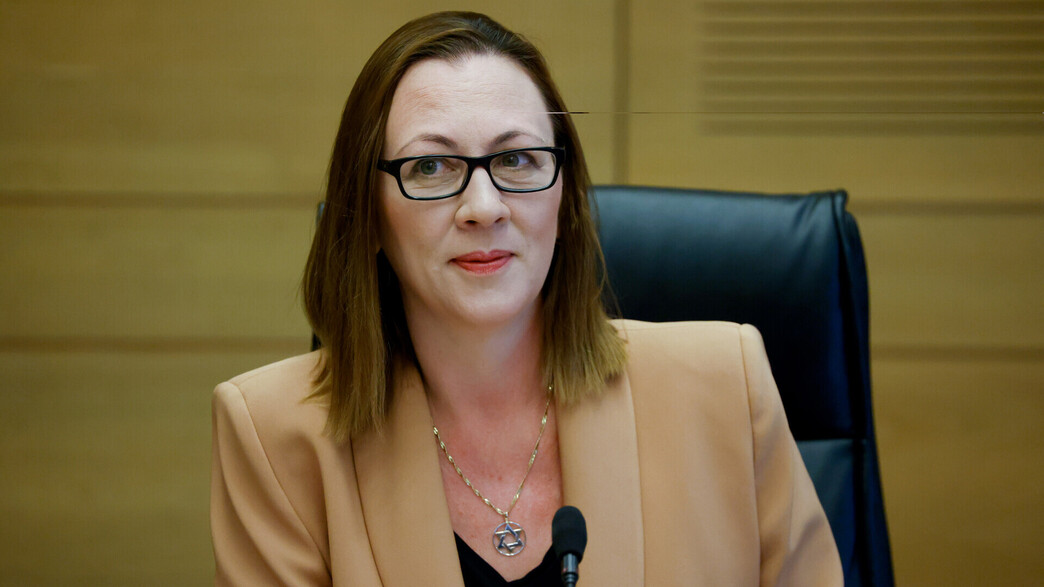 יוליה מלינובסקי יוליה מלינובסקי