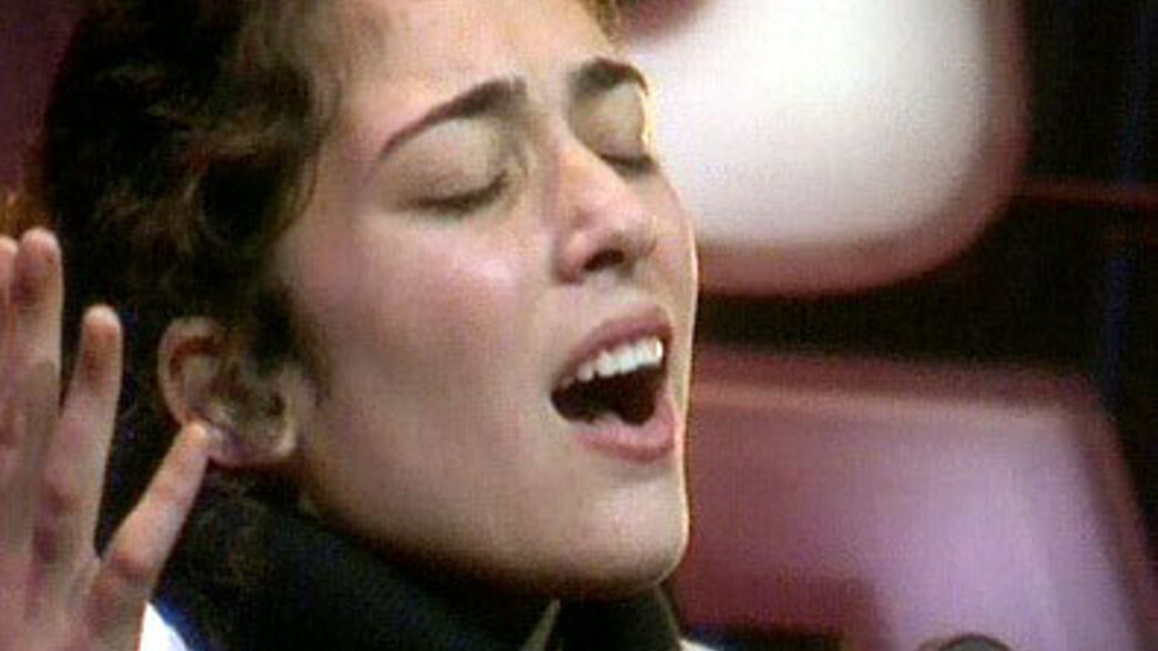 רוני עוברת בלי בעיה