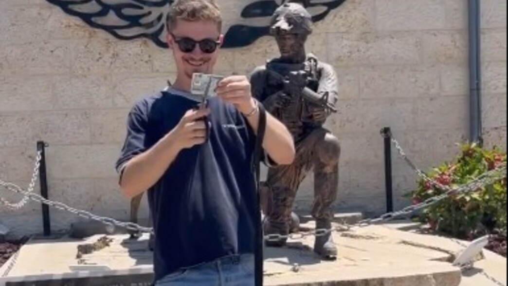 דניאל בלום, לוחם משוחרר מיחידת עוקץ דניאל בלום, לוחם משוחרר מיחידת עוקץ