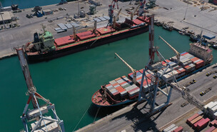נמל אשדוד (צילום: ImageBank4u, shutterstock)