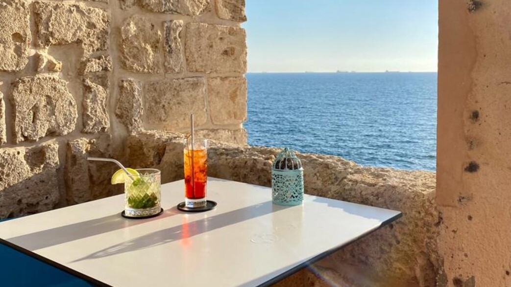 הבר של תמר. עכו