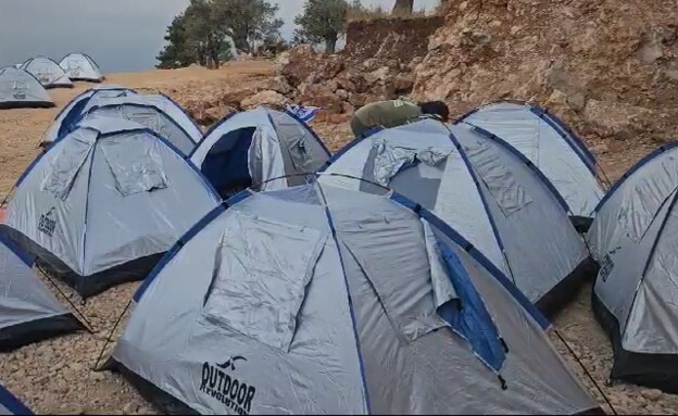 כפר האוהלים שהוקם מול נווה אטי