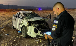 תאונת דרכים בערבה (צילום: דוברות משטרת ישראל)