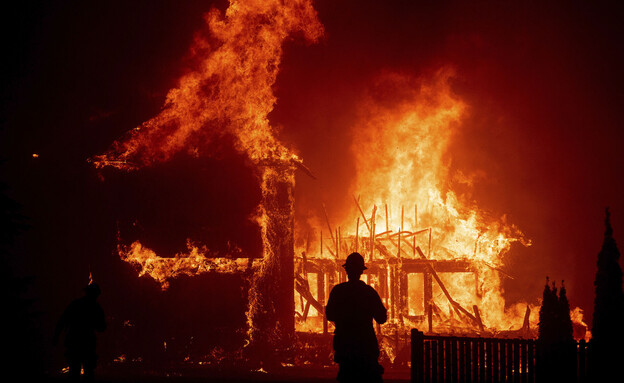 הנזקים אחרי השריפות בהוואי (צילום: AP)