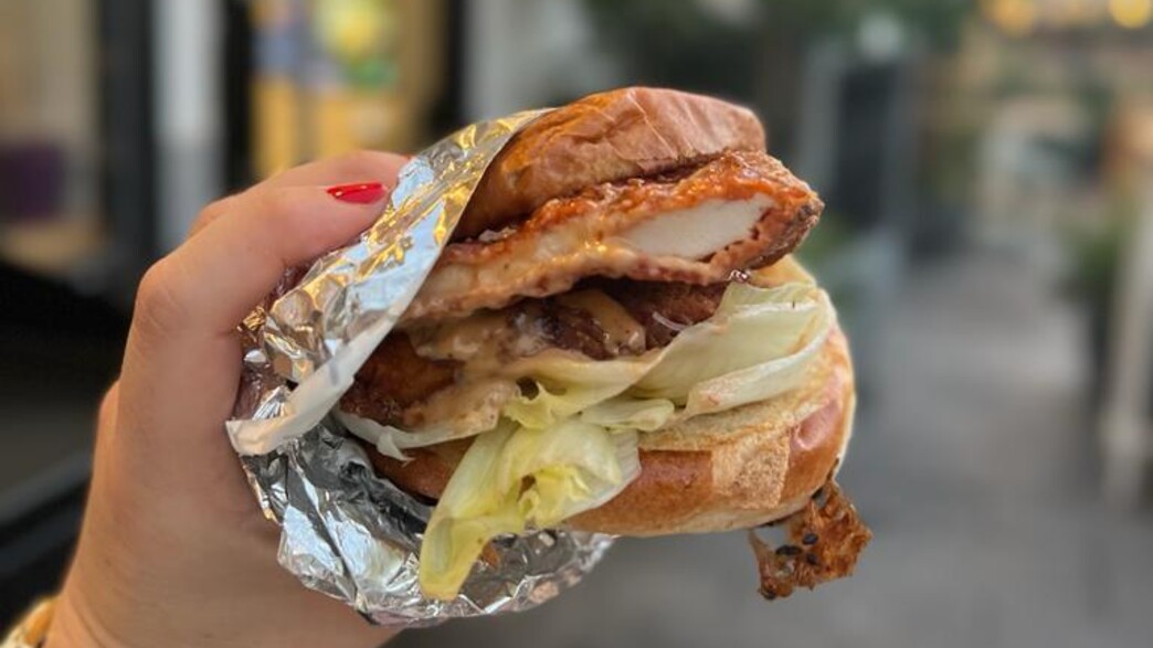 מנת הקריספי צ'יקן החדשה של טאיזו טאון מנת הקריספי צ'יקן החדשה של טאיזו טאון