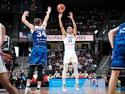 (FIBA) (צילום: ספורט 5)