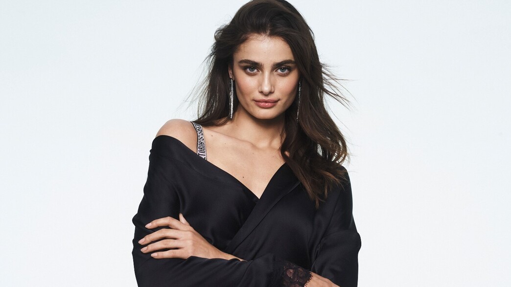 תמונה לטיזר 1 מגזין ויקטוריה סיקרט