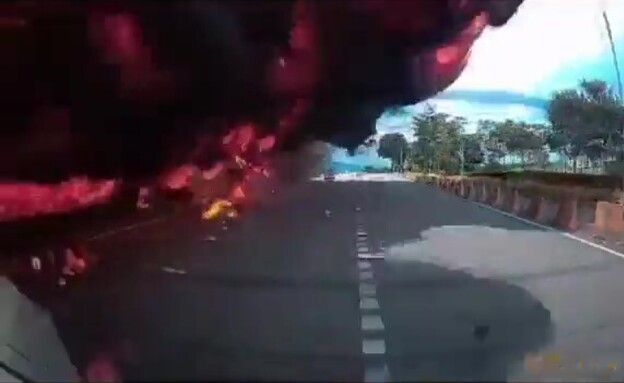 פיצוץ מטוס במלזיה