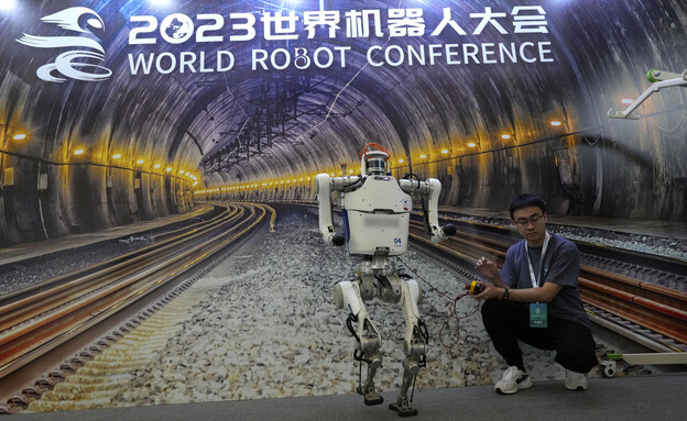 הרובוט Go2 שתוכנן להיות "חיית המחמד של העתיד" (צילום: ap)