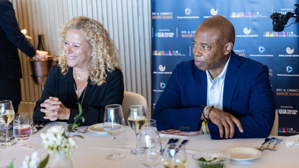 ראש העיר ניו יורק, אריק אדמס, איילת נחמיאס ורבין ראש העיר ניו יורק, אריק אדמס, איילת נחמיאס ורבין