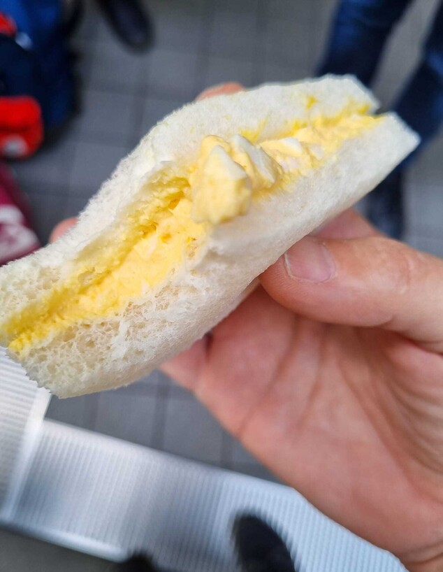 כריך סלט ביצים יפני, 7/11