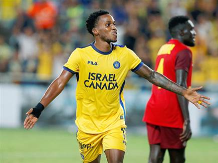 וגם מילסון הצטרף לחגיגה (צילום: אלן שיבר)