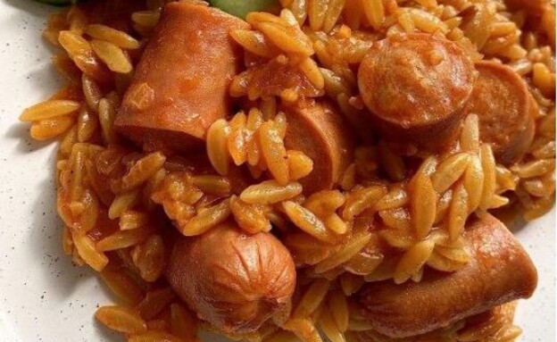 פתיתים עם נקניקיות פתיתים עם נקניקיות