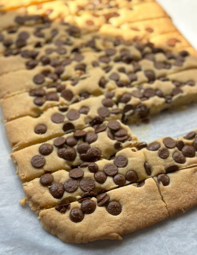 אצבעות חמאה ושוקולד צ'יפס אצבעות חמאה ושוקולד צ'יפס