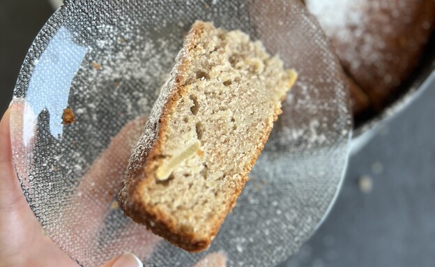 עוגת תפוחים עסיסית עוגת תפוחים עסיסית