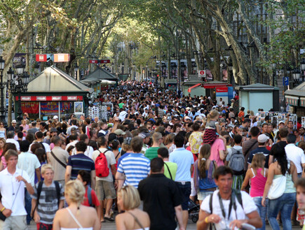 "לא צריכים תומכי רצח עם": הספרדים נגד המאמן האמריקני שמחרים אותם בגלל היחס לישראל