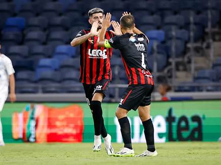 אך יוספי צימק תוך שתי דקות (מאור אלקסלסי)