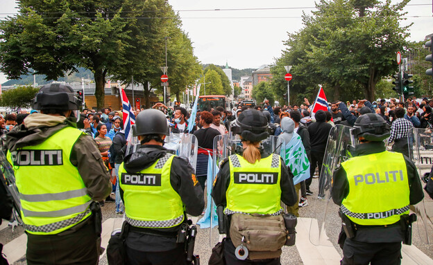 מהומות בין תומכי המשטר באריתראה למתנגדיו בברגן (צילום: reuters)