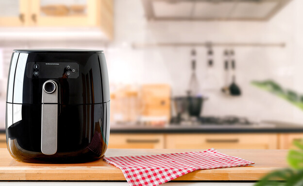 מכשיר אייר פרייר AIR FRYER (צילום: Casezy idea, SHUTTERSTOCK)