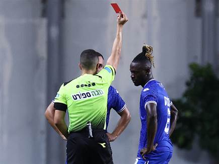 ג'ימי אלכסיס. קיבל את האדום בצדק (דני מרון)