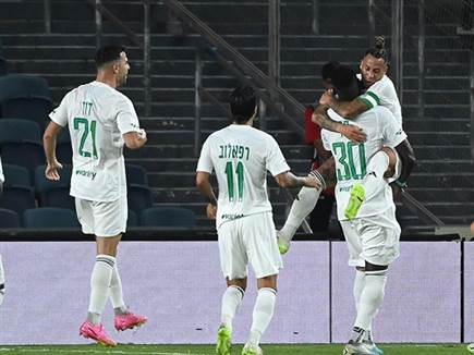 שני שערי בזק הכריעו (ברני ארדוב)