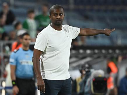 מסאי דגו. נטרל מוקש (ברני ארדוב)