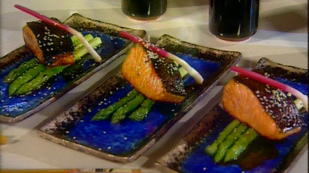 סלמון בתחמיץ עם אספרגוס