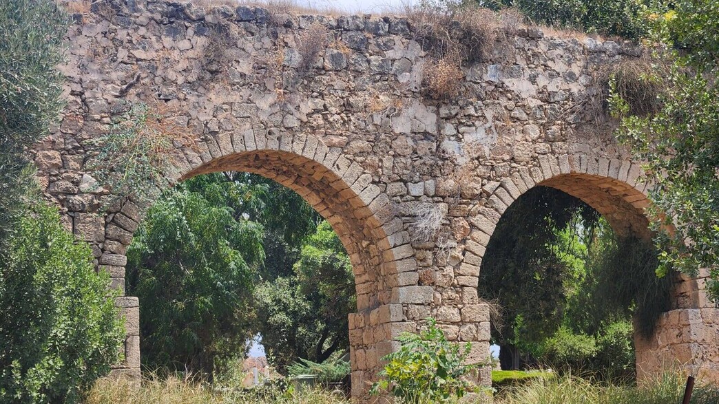 אמת המים ההיסטורית בסכנת קריסה