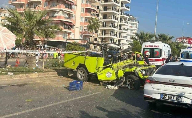 7 ישראלים נפצעו בתאונת דרכים באנטליה