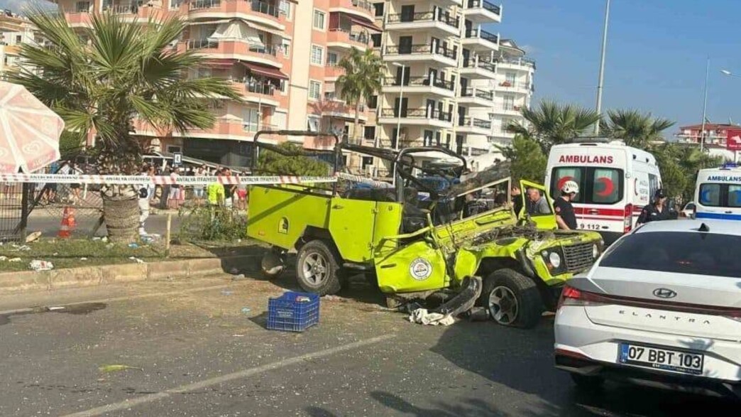 7 ישראלים נפצעו בתאונת דרכים באנטליה 7 ישראלים נפצעו בתאונת דרכים באנטליה