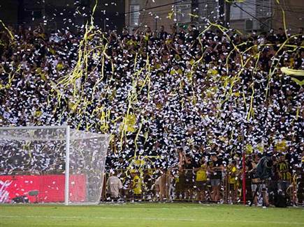 ויותר מ-3,000 אוהדים עמדו מאחוריה (צילום: קובי אליהו)