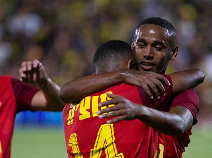 אשדוד השוותה זמנית עם מוצ'ה (בעזרת הוצ'קו) (צילום: קובי אליהו)