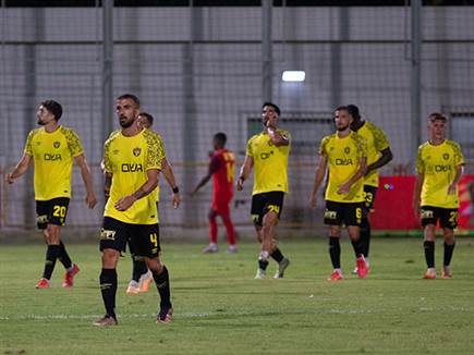 והקבוצות ירדו להפסקה מאוזנות (צילום: קובי אליהו)