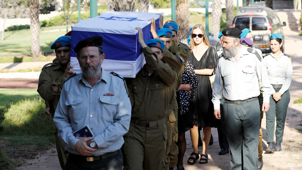 הלוויתו של מקסים מולצ'נוב ז"ל, החייל שנרצח בפיגוע 