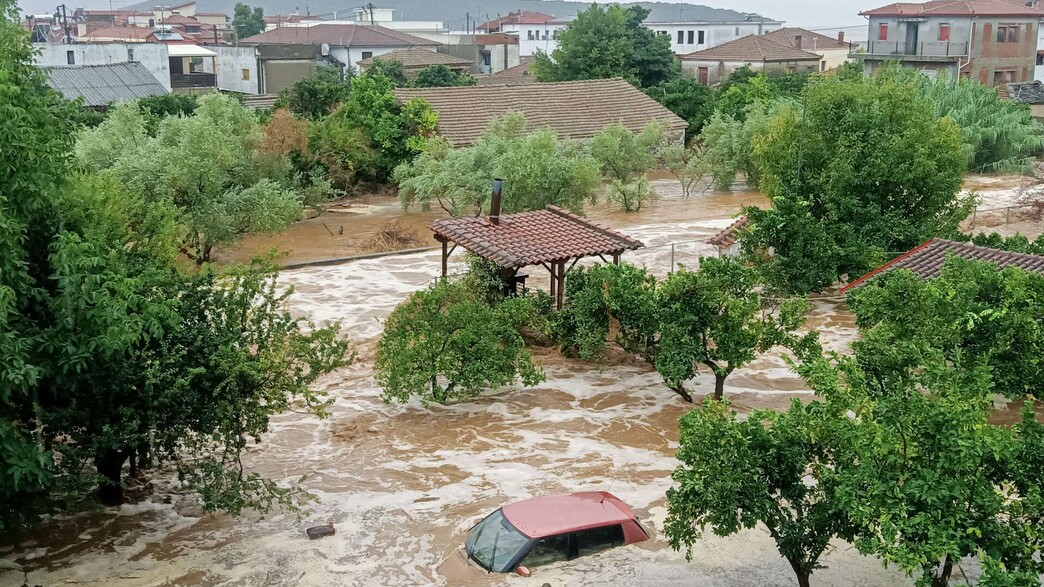 הסופה "דניאל" ביוון (צילום: AFP)