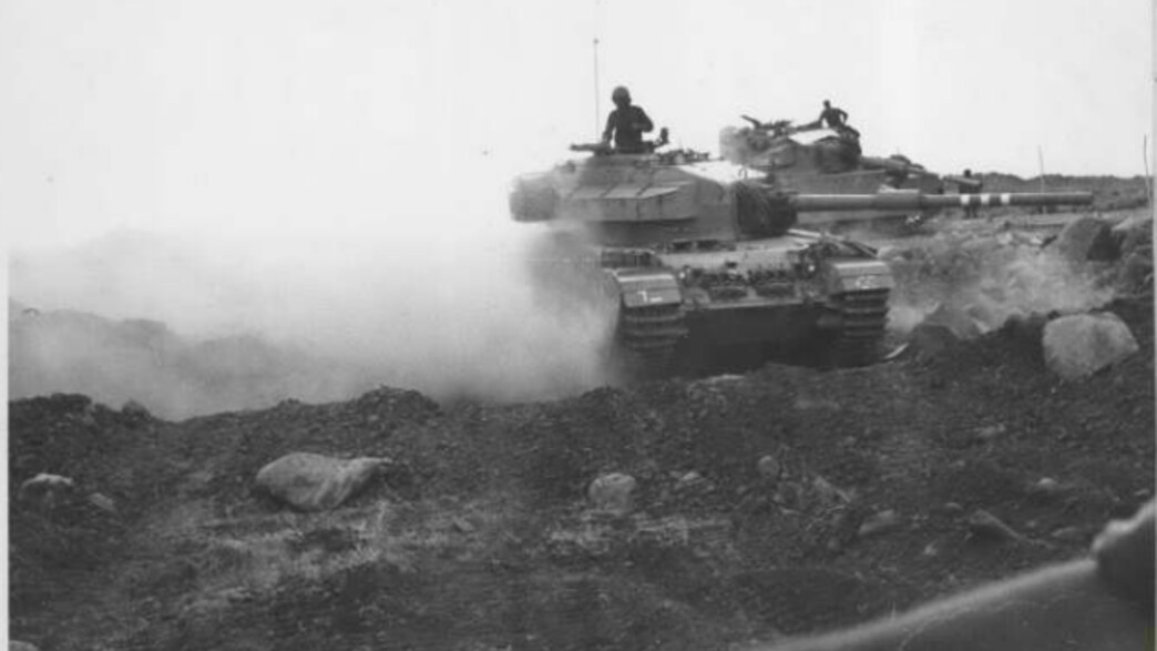 טנקים בפעולה ברמת-הגולן במהלך הלחימה בחזית הסורית טנקים בפעולה ברמת-הגולן במהלך הלחימה בחזית הסורית