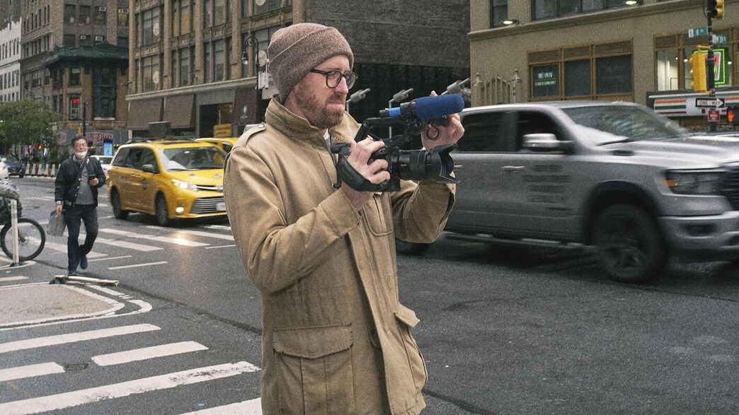 ג'ון ווילסון, מתוך "המדריך לחיים בניו יורק" (צילום: באדיבות yes ,HOT וסלקום TV, יחסי ציבור)