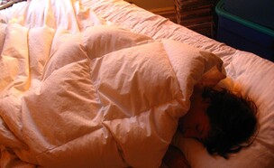 אישה ישנה (צילום: יחסי ציבור)