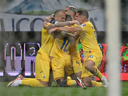 רומניה ידעה לנצל רגע של חוסר ריכוז ולעלות ליתרון (Getty)