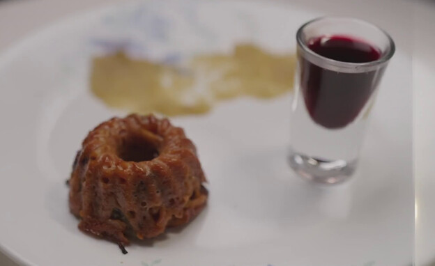 קוגל ירושלמי עם רוטב יין פטישים (וידאו AVI: המטבח המנצח VIP)