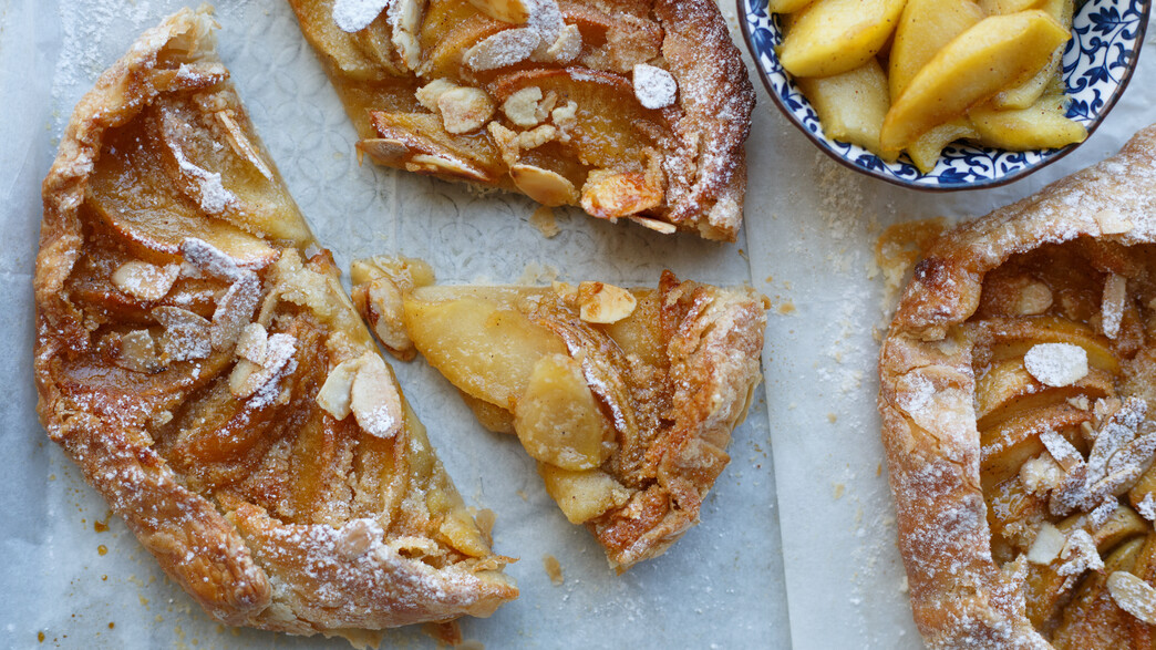 טארט תפוחים מבצק מלאווח