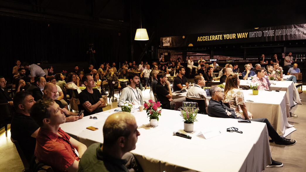 חצי גמר THE PITCH לקאת כנס EY