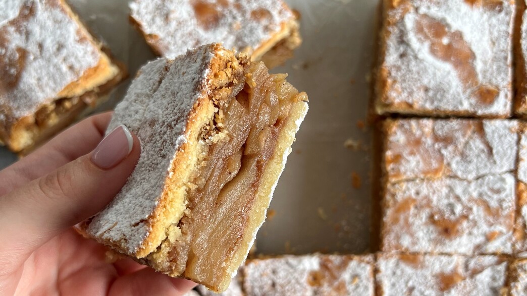 עוגת תפוחים הונגרית