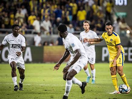 הצהובים חיפשו לתת עוד אחד (צילום: עודד קרני)